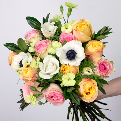 Anemone bouquet hot sale